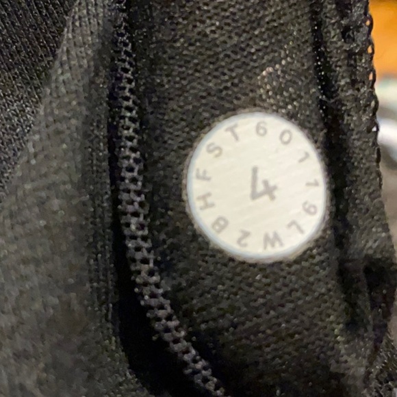 Lululemon Energy Bra-Trellis Bloom Energy Bra Ice Grey Black - Picture 8 of 8